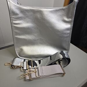 Ahdorned Medium Faux Leather Hobo Bag . Excellent Condition